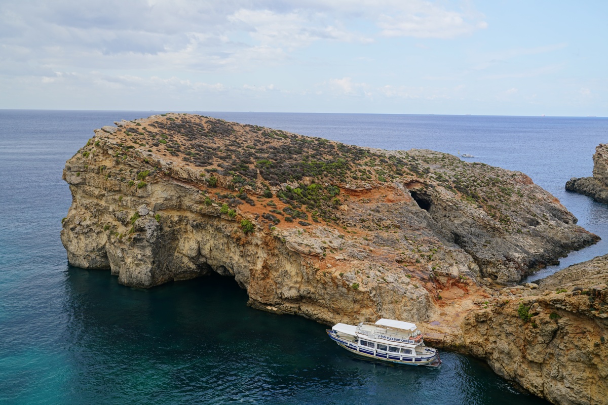 Kristall-Lagune von Comino in Malta