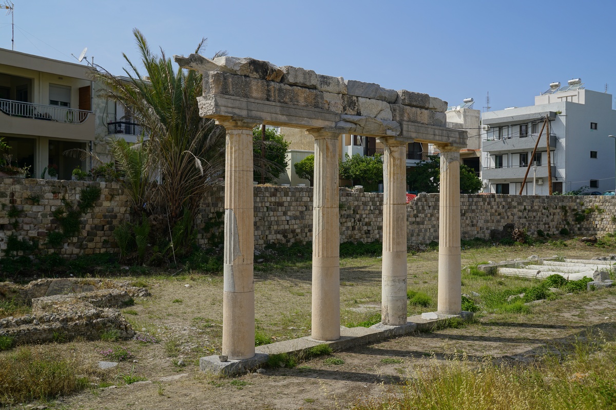 Säulen in der Westlichen Archäologischen Zone von Kos-Stadt