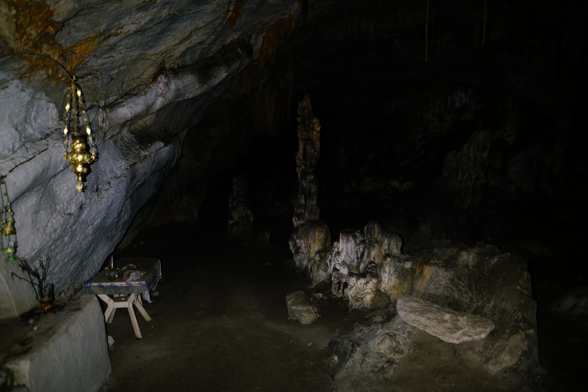 In der Höhle des Heiligen Johannes auf Irakliá