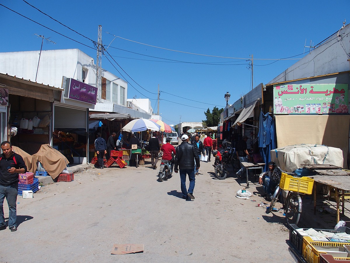 Haupt-Einkaufsstraße von El Djem