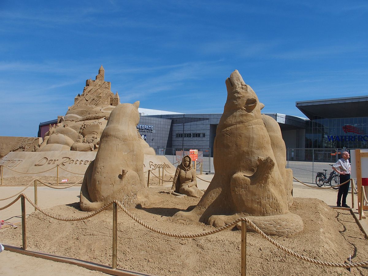 Sandskulptur: Rotkäppchen