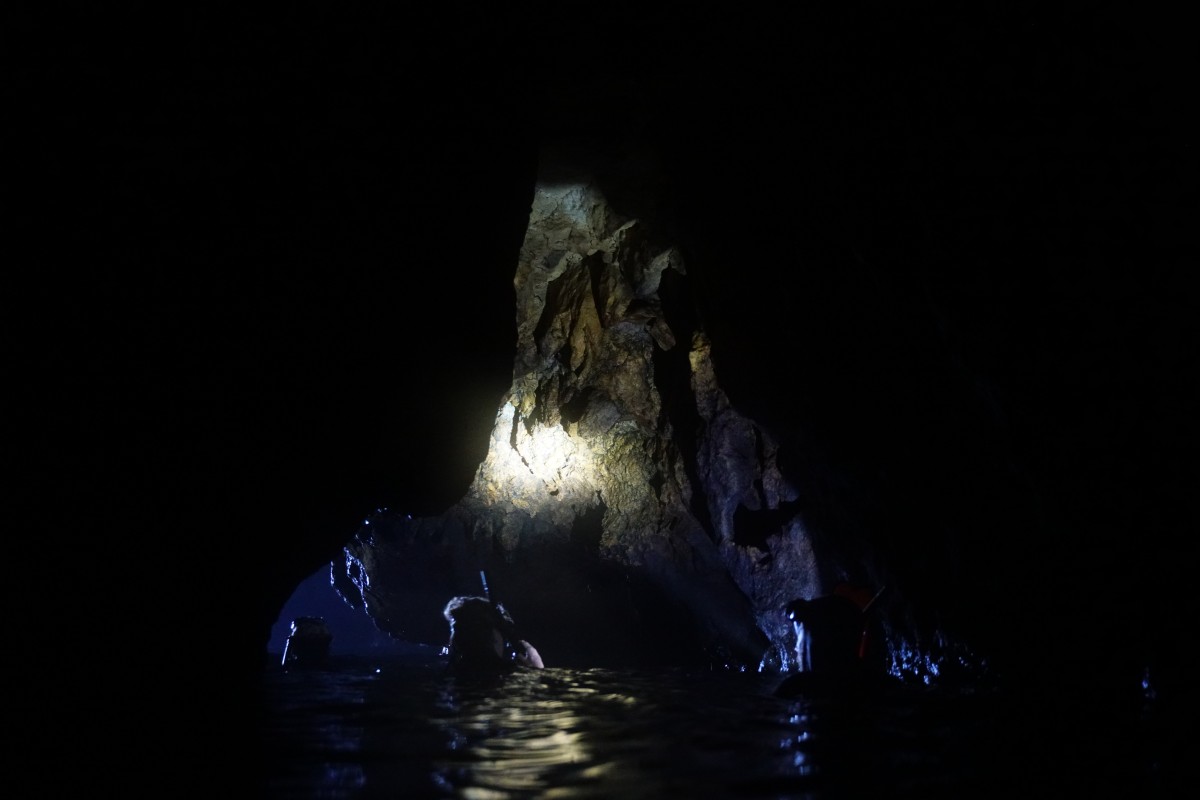 Bat Cave (Fledermaushöhle)