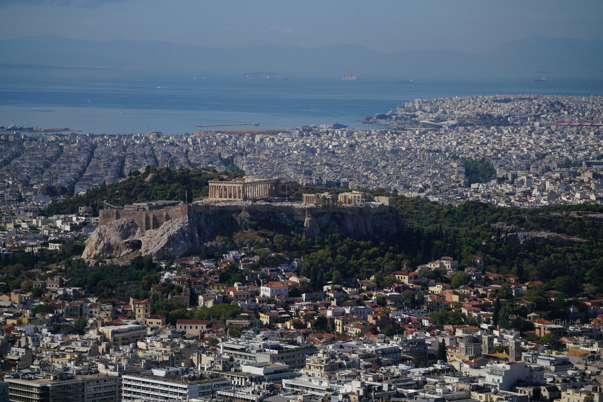 Ausblick vom Lykabettus auf die Akropolis