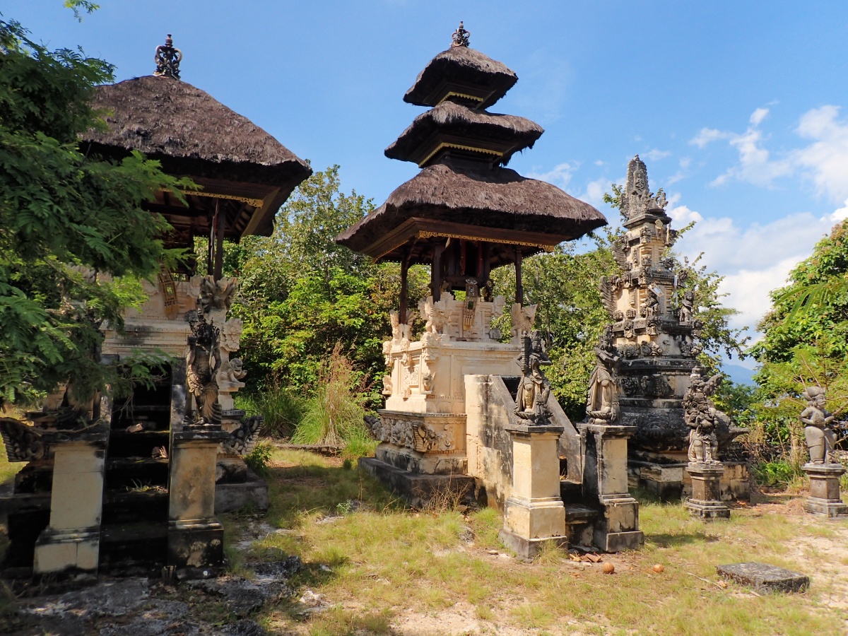 Hindutempel Pura Menjangan auf Menjangan Island vor Bali