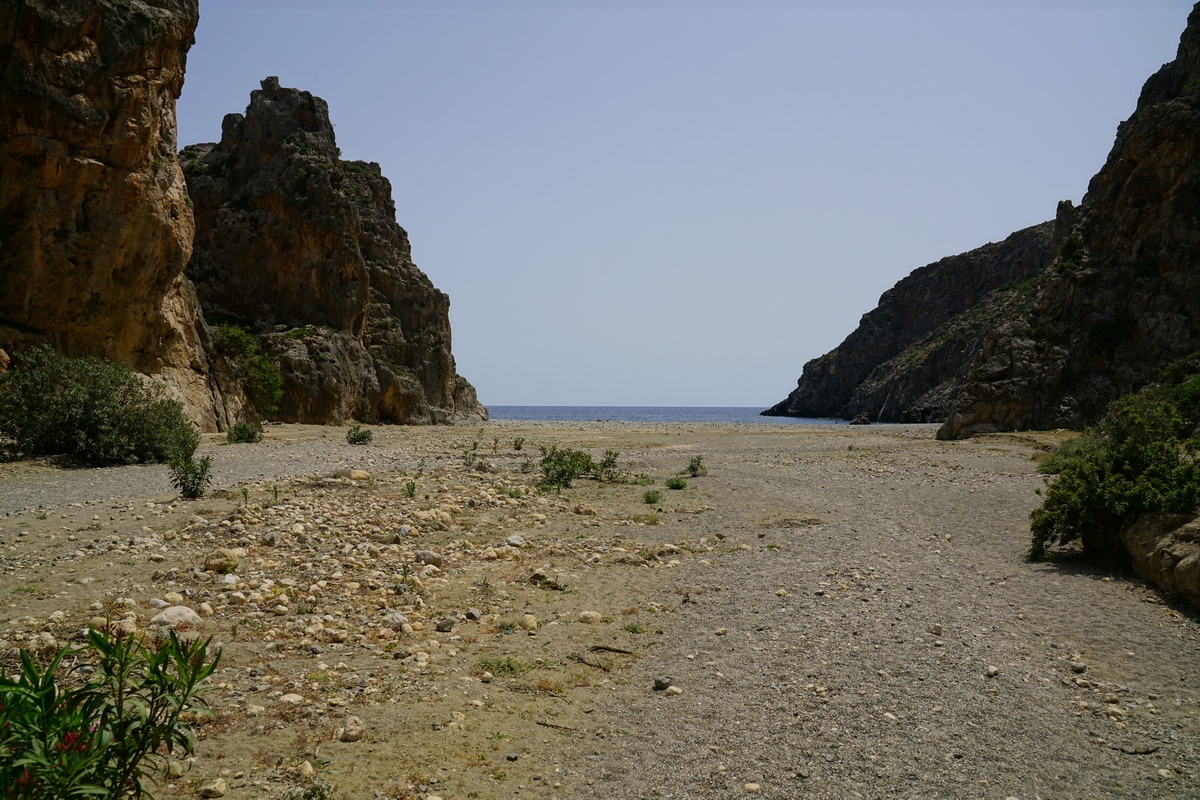 Kiesstrand am Ende der Agiofárango-Schlucht auf Kreta