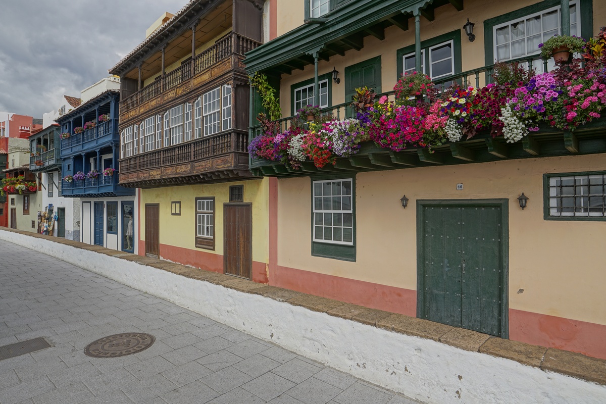Casas de los Balcones an der Avenida Marítima in Santa Cruz de La Palma