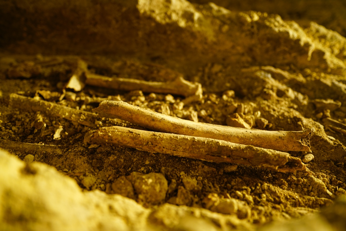 In Katakombe 8 der St.-Paul-Katakomben von Rabat auf Malta liegen echte Menschenknochen