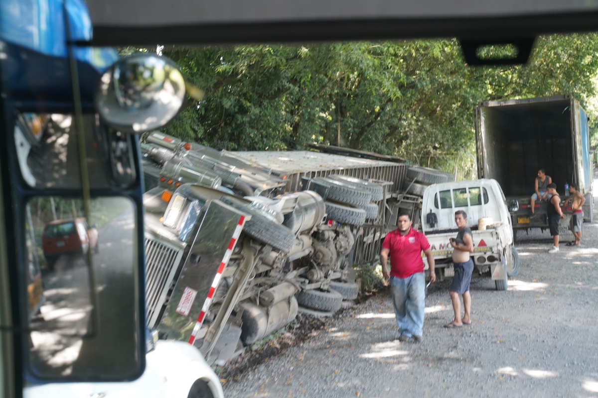 Verkehrsunfall mit Lkw in Costa Rica