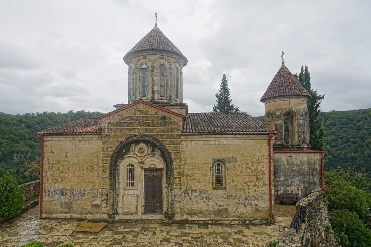 Klosterkirche des Mozameta-Klosters bei Kutaissi