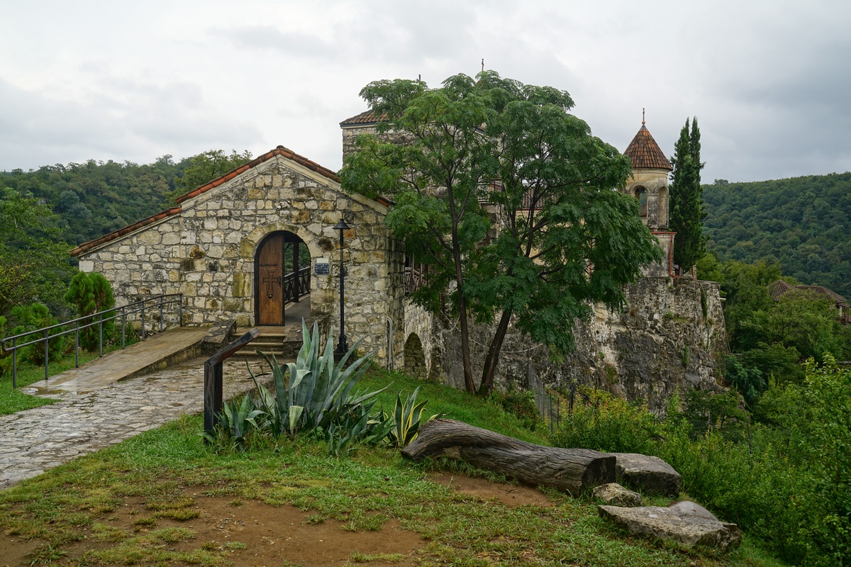 Mozameta-Kloster bei Kutaissi