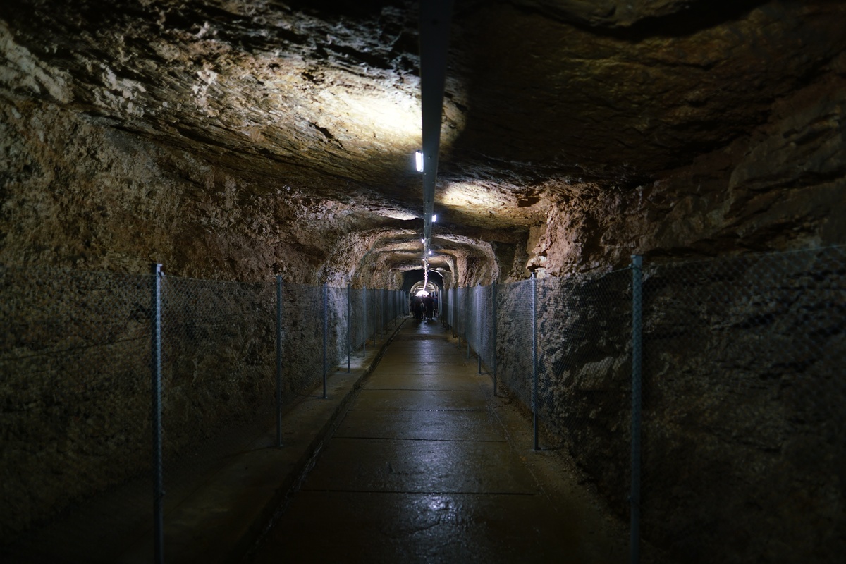 Ausgang der Prometheus-Höhle