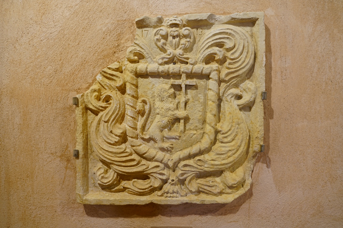 Wappen der Familie Kalloná im Wappenmuseum im Kástro von Chóra (Kýthira)