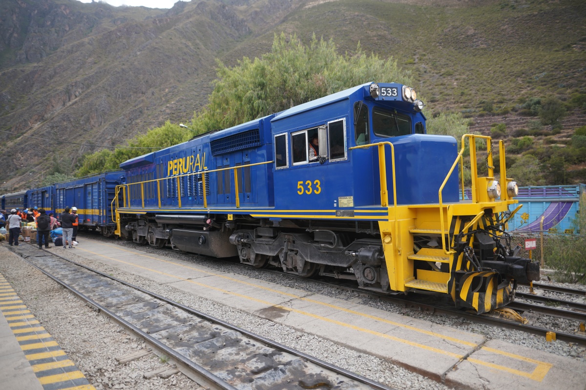 Zug der Perurail