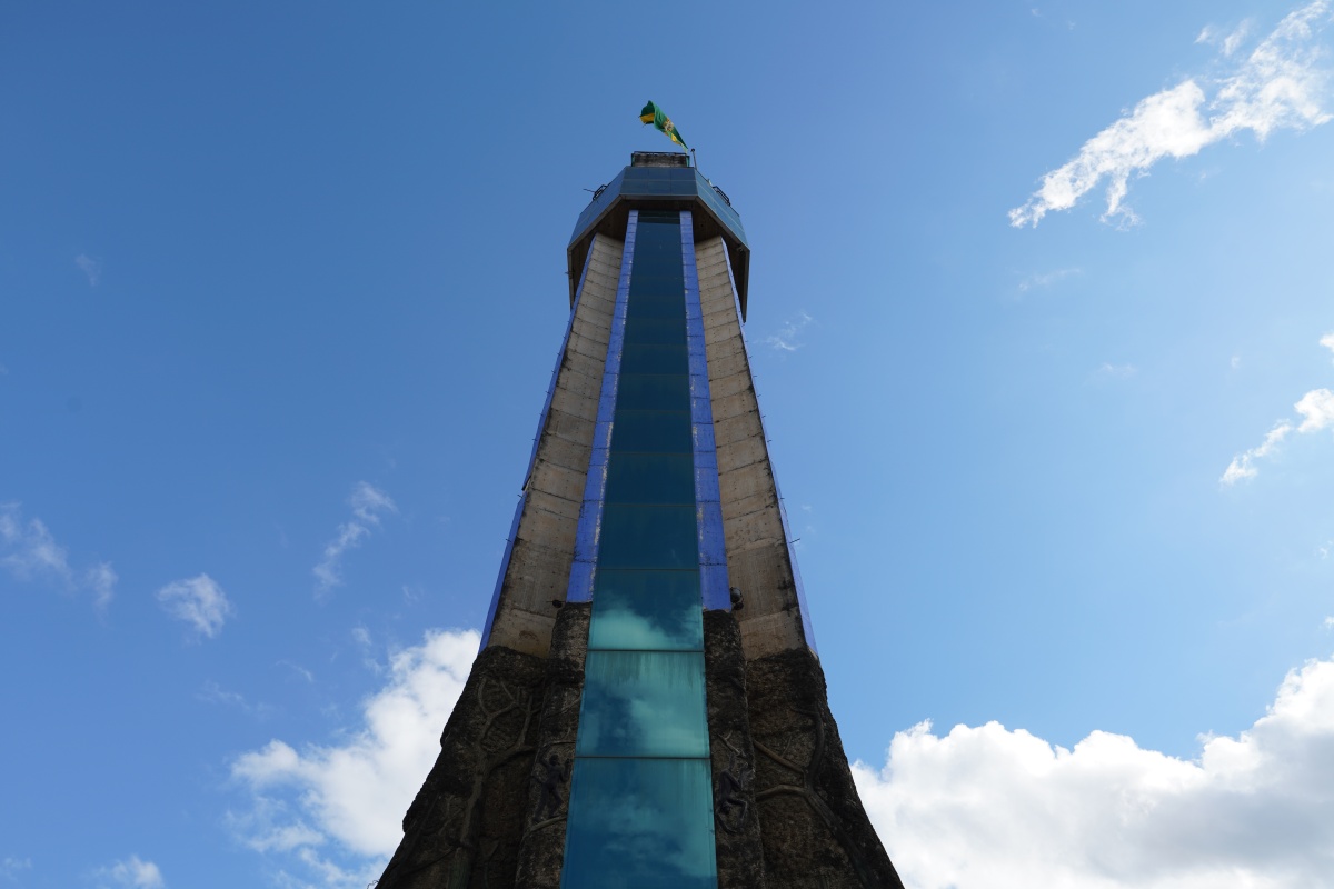 Obelisco von Puerto Maldonado