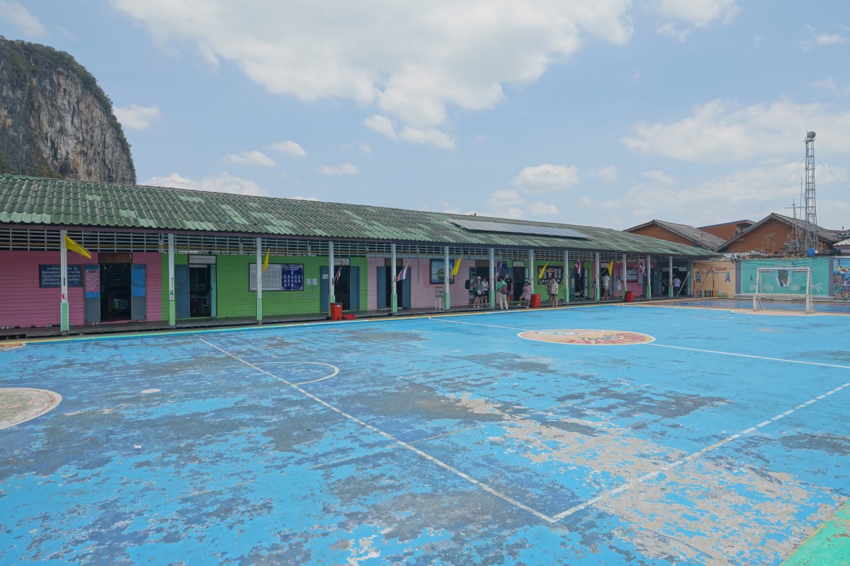 Schule von Ko Panyee bei der James-Bond-Insel