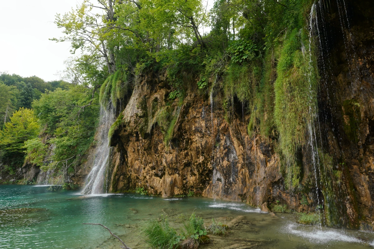 Wasserfall Mali Prštavac an den oberen Plitvicer Seen