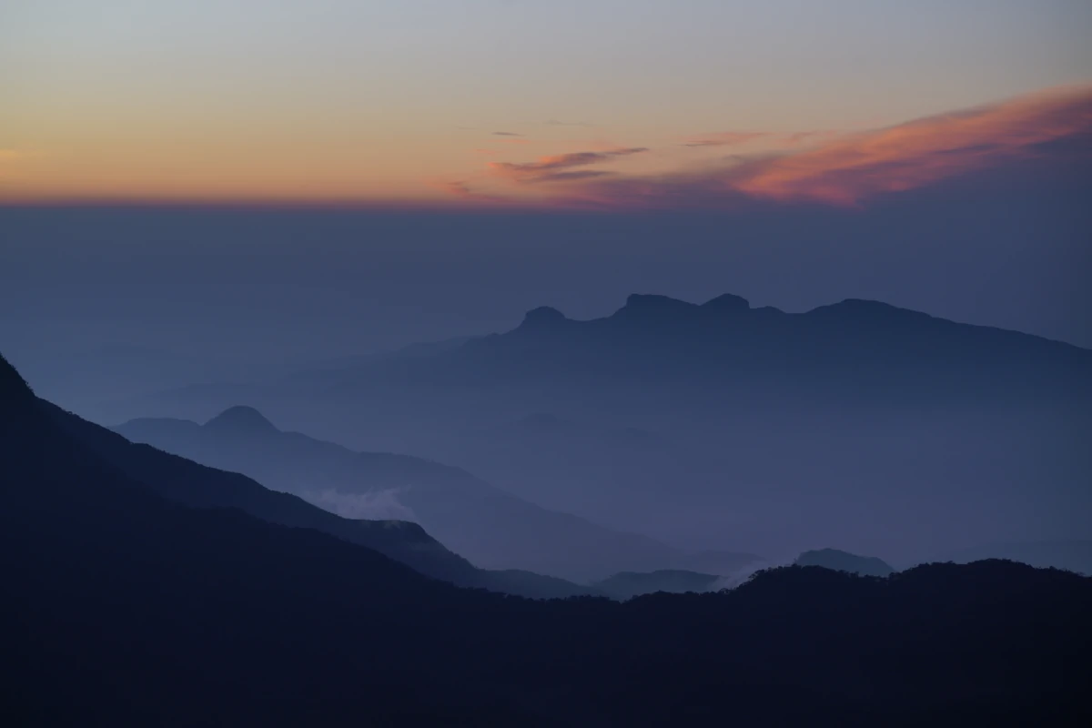 Berge im Südossten von Adam’s Peak