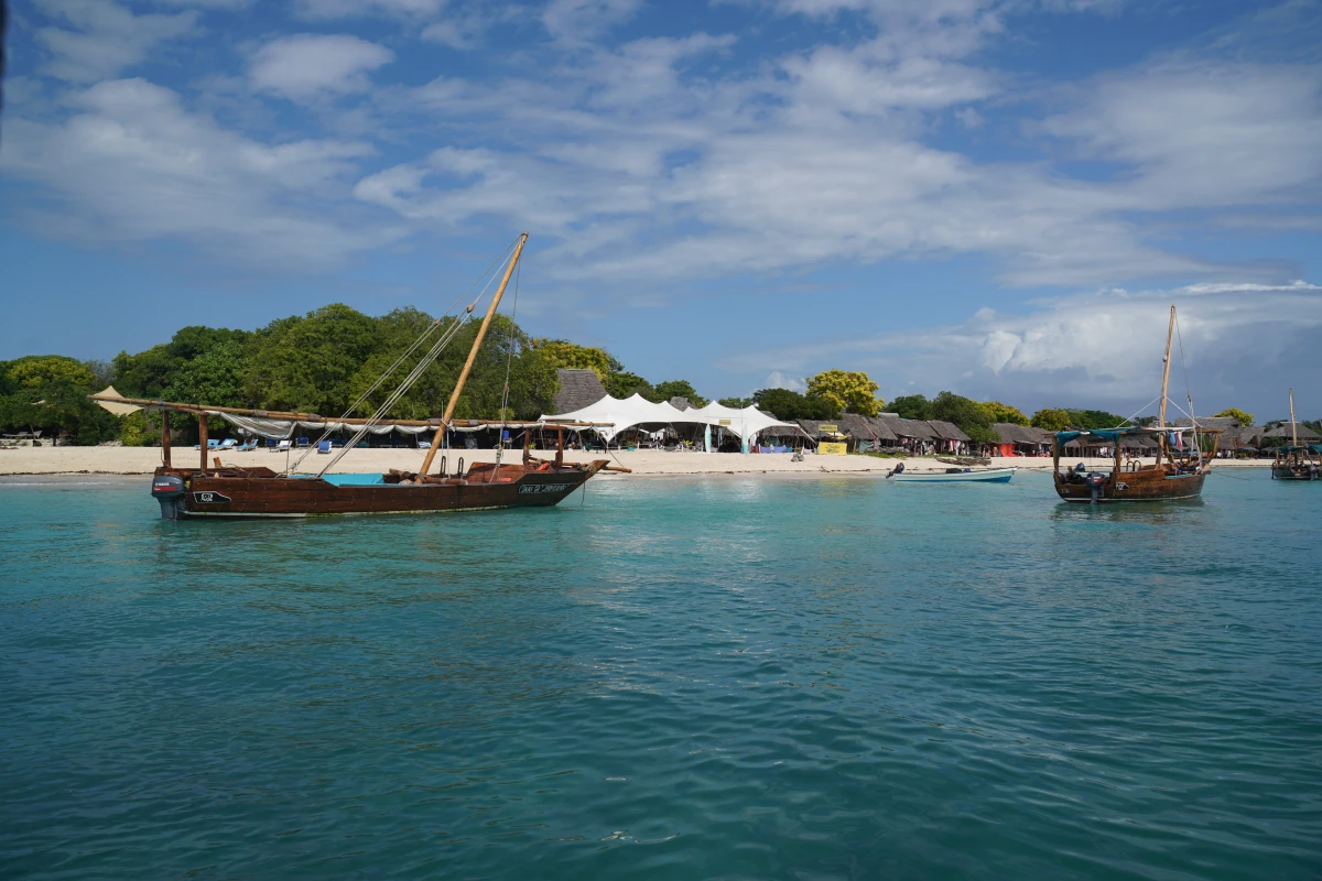 Strand von Kwale Island in Sansibar
