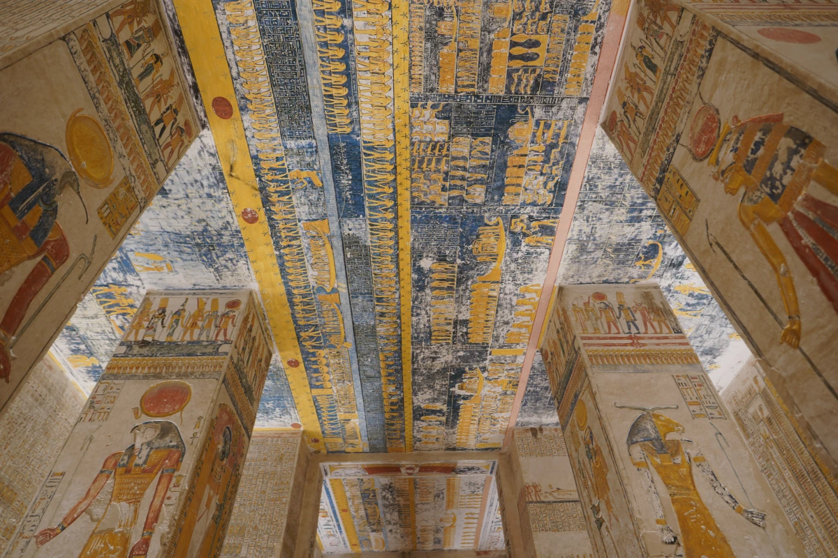 Decke der Säulenhalle F im Grab von Ramses V./VI. (KV9) im Tal der Könige