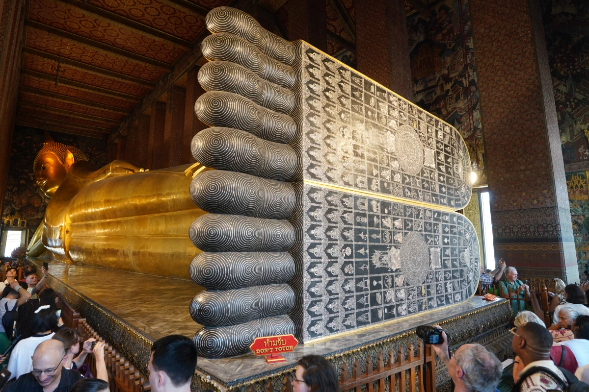 Fußsohlen des Liegenden Buddha von Wat Pho in Bangkok