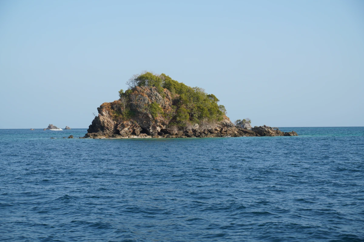 Ko Khai Nui (Ko Khai Nok)