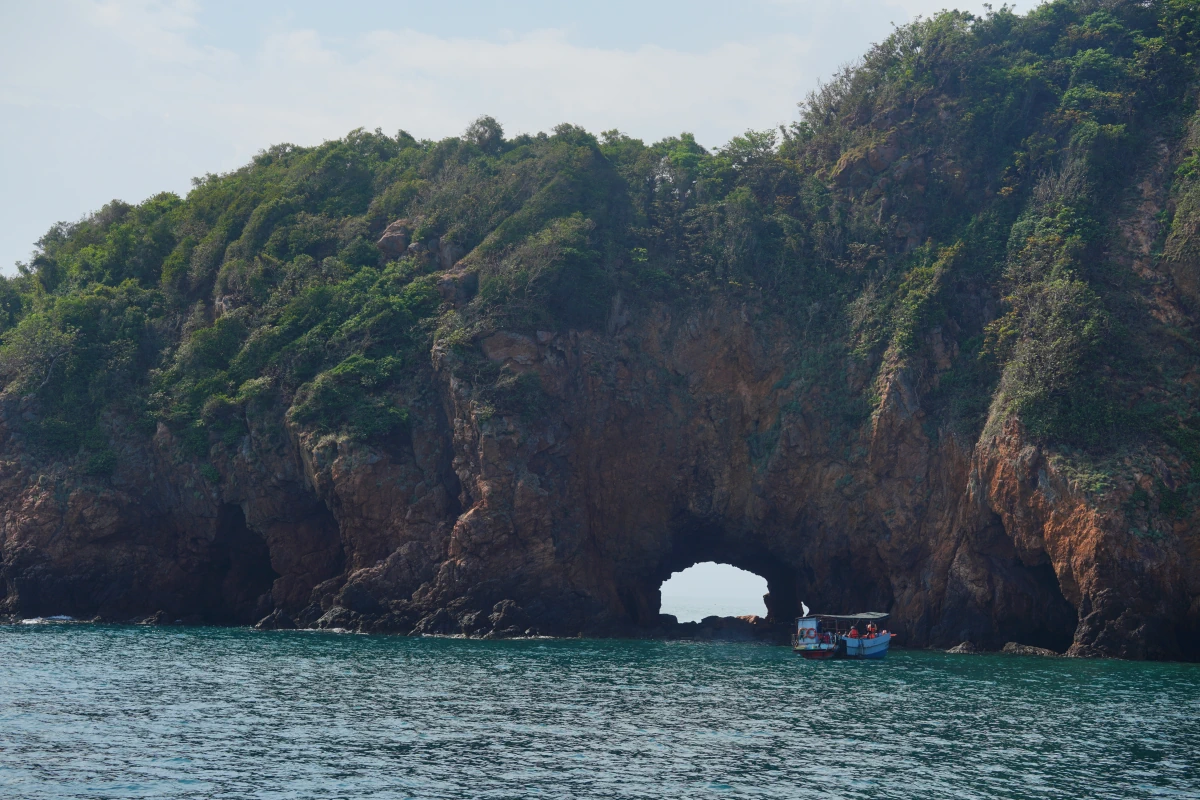 Felsentor von Ko Talu