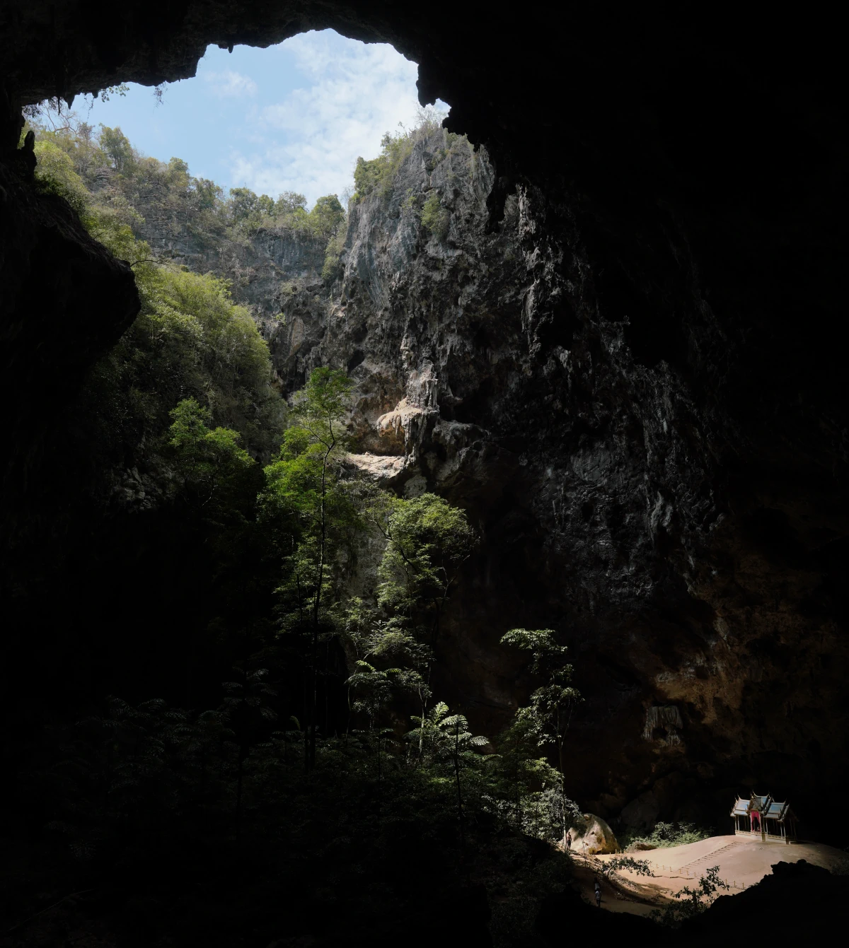 Phraya-Nakhon-Höhle mit Phraya-Nakhon-Tempel