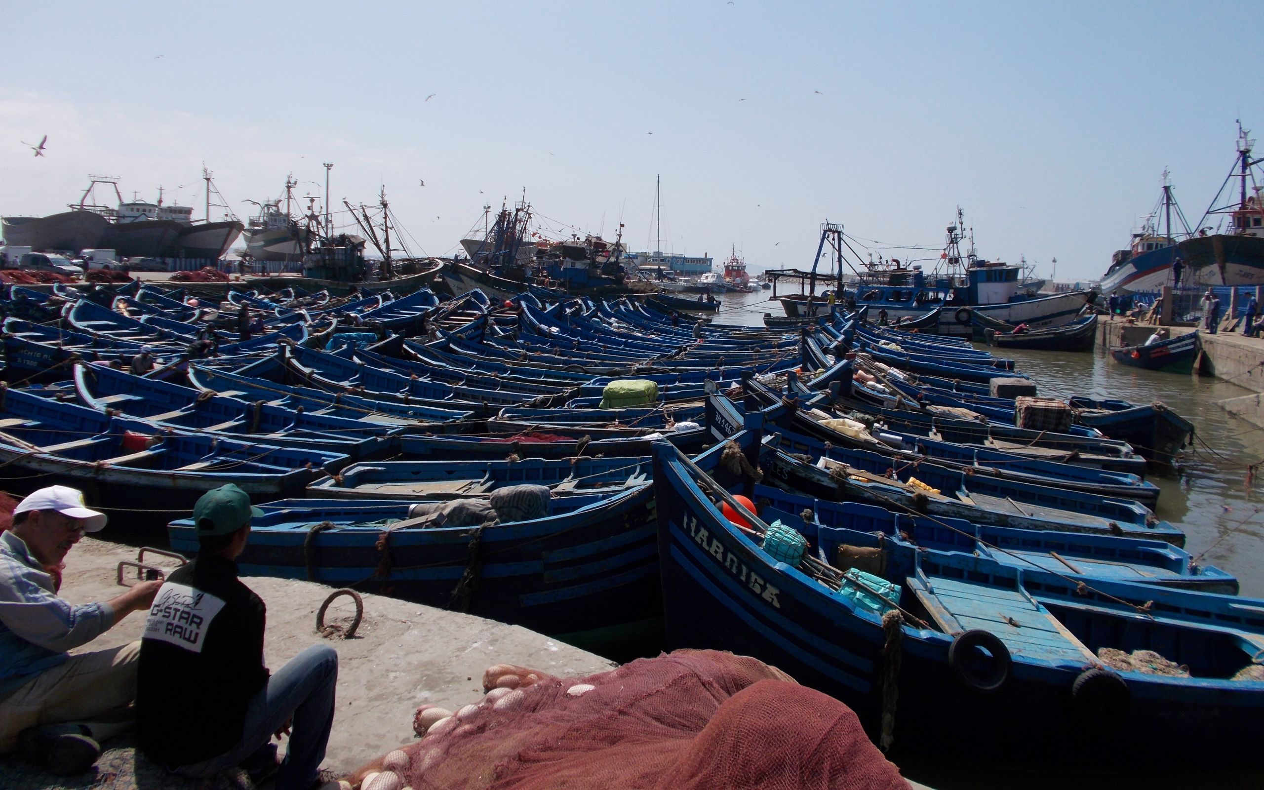 Essaouira: Fischerboote beim Fischmarkt